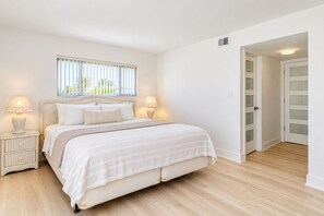 Room - Condo on Beautiful Fort Myers Beach (Fort Myers Beach)