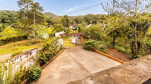 Casa com 2 Quartos Varanda e Rede no Bela Vista