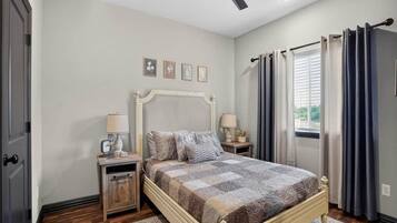 Queen Bedroom