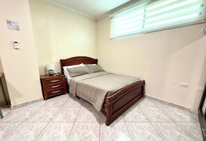 Room - Suite ejecutiva frente al Aeropuerto (Guayaquil)