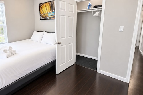 2824 Aeon Living 