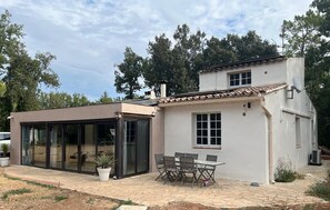 Utendørsservering