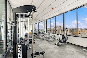 Fitness facility - Modern 2BR in Santiago - A/C • Parking • Great Location (Santiago)