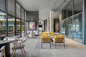 Lobby - Modern 2BR in Santiago - A/C • Parking • Great Location (Santiago)