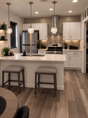 Unclassified image, 2 of 12, button - Gorgeous 5-bedroom house with AC in Oklahoma City (Oklahoma City)