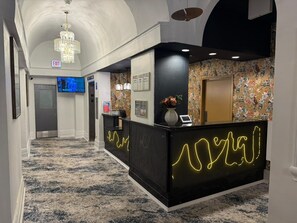 Unclassified image, 5 of 7, button - The Tremont Hotel Chicago (Chicago)