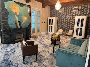 Interior - The Tremont Hotel Chicago (Chicago)