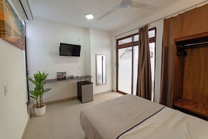 Room - La Punta Zicatela House with Pool  (Puerto Escondido)