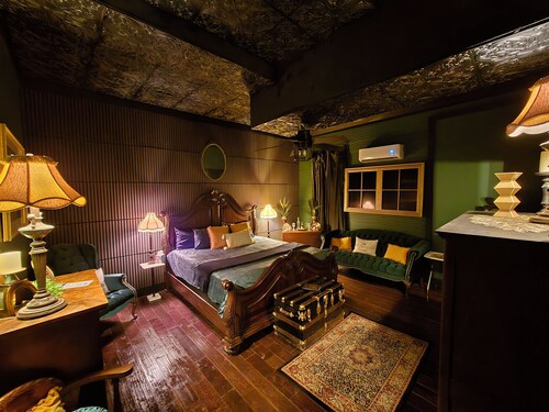 NEW! The Gatsby Speakeasy - Marthasville,MO