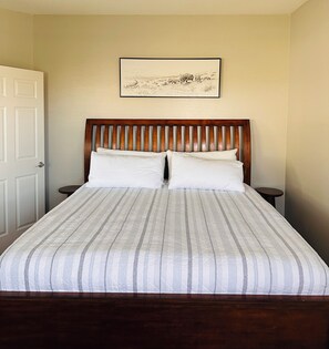 Room - Breathtaking 4 BR home in with AC in friendly Goodyear, Arizona (Goodyear)