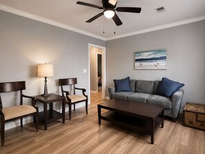Living area - Renovated James Island Home Minutes to Downtown & Folly Beach (Charleston)