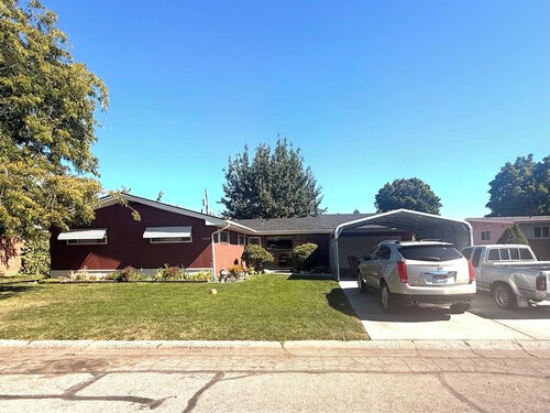 Private Pet-Friendly Boise Studio | Hot Tub Access | Near Downtown, Micron & I-84