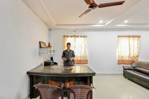 Khu sảnh