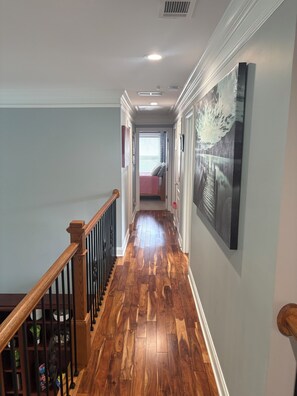 Interior - Large house, huge UPSTAIRS bedroom contains multiple beds and two bathrooms. (Braselton)