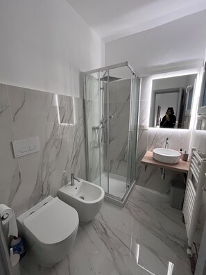 Bathroom - Vrbo Property (Lecce)