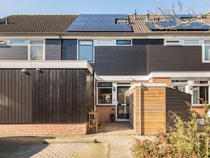 Exterior - Holiday Home in Bergen With Swimming Pool (Bergen)