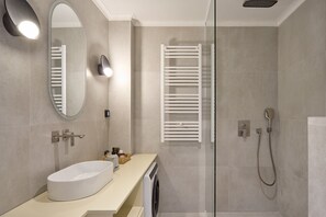 Bathroom - Boutique Koukaki by Lumen Living (Athina)