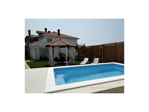 Pool - Petra With Private Pool (Rab)
