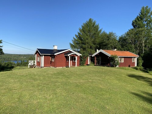 Holiday Home With 2 Bedrooms