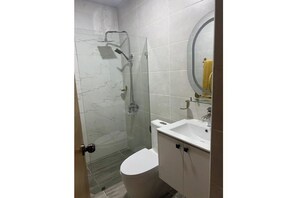 Bathroom - Vrbo Property (Santo Domingo)