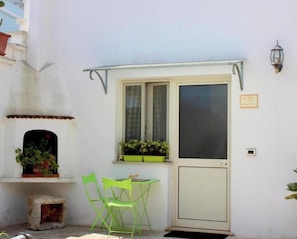 Terrace/patio - Home Holiday Salento La Scisa: 1-Bedroom Apartment (2 Adults) (Alessano)
