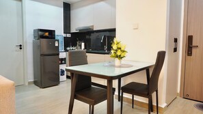 Dining - Crest View By Pinecrest (Nairobi)
