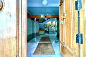 Holiday Home Exterior [summer] - Central Granada Apartment for 4 (Granada)