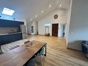 Dining - Vrbo Property (Béziers)