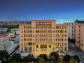 Exterior - Vienna Hotel Shanghai Songjiang Film & TV Park (Shanghai)