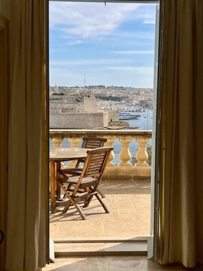 Interior - Penthouse w/ unique harbour view (Il-Belt Valletta)