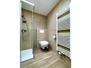 Bathroom - Holiday Home With 2 Bedrooms (Oostkapelle)