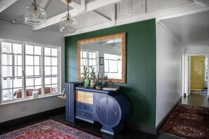 Lobby - Mettahouse Cape Town (Cape Town)