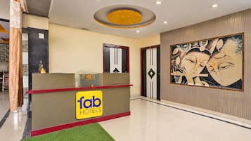 Quầy tiếp tân