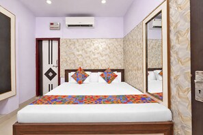 Room - FabHotel Home Town (Kanpur)