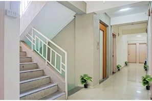 Khu sảnh