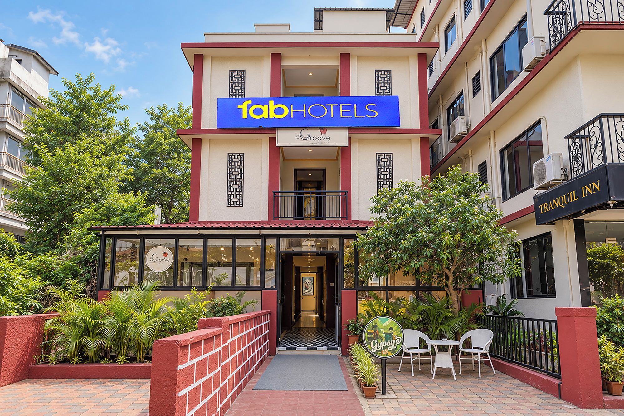 Fachada de la propiedad