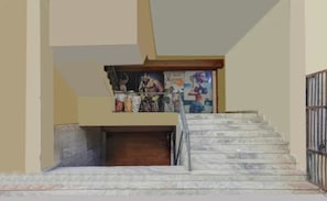 Interior entrance - FabHotel Premium Stay Dabri (New Delhi)