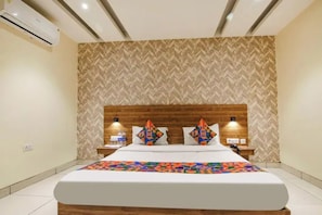 Room - FabHotel Amazing Stays - Vikaspuri (New Delhi)