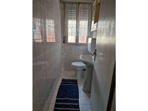 Bathroom - Casa Rosario e Annamaria (Torri del Benaco)