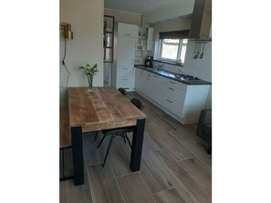 Private kitchen - Holiday Apartment With 1 Bedroom (Westkapelle)