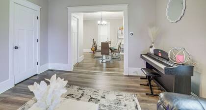 2 Mi to Dtwn! Sleek Home w/ Yard in Grand Rapids