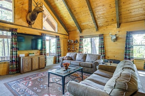 Interior - Ski, Soak & Play at Littlefoot Cabin w/ Game Room (Pagosa Springs)