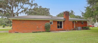 Dog Friendly & Vintage Vibe! 13 Mi to St Simons