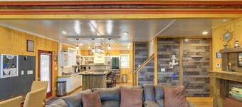 Harbour View - Lake Cabin w/ Game Room & Fire Pit