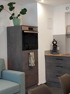 Interior - Nexpo Hub Apartment, 5 minutes from the trade show + parking (Nürnberg)