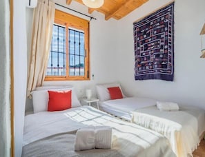 Room - White Village Gem in Axarquía  Near the Costa del Sol (Almáchar)