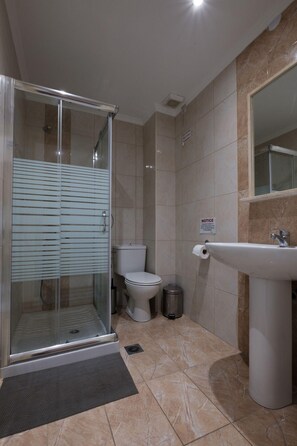 Bathroom - Hotel Sunny Corfu (Corfu)