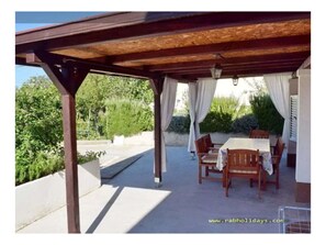 Outdoor dining - Bojana - Private Home in Lopar (Lopar)