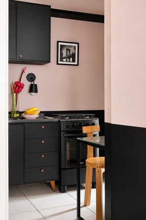 Private kitchen - Elegância no Jardim Paulista | 2 Quartos | 1 Vaga (São Paulo)