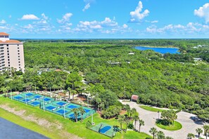 Front Door View - Luxurious Direct Gulf Front Penthouse (Miramar Beach)